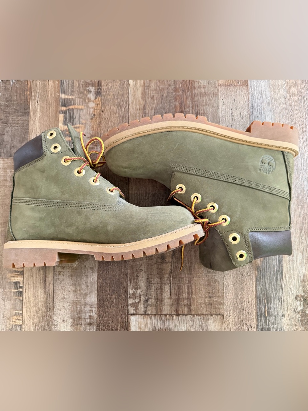 Timberland Olive Green Lace-Up Women's Boots with Honey Sole